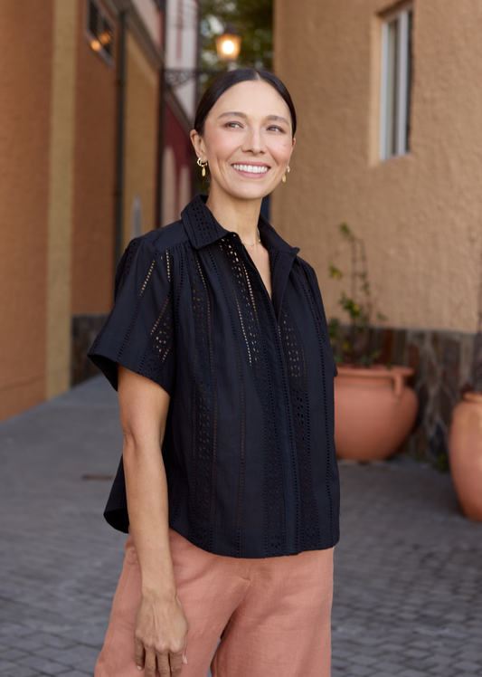 SADIE EMBROIDERED SHIRT - BLACK