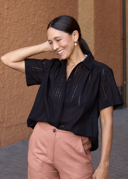 SADIE EMBROIDERED SHIRT - BLACK